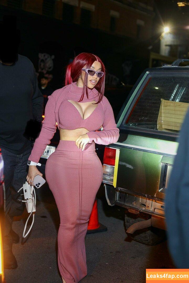 Cardi B / iamcardib leaked photo photo #0635