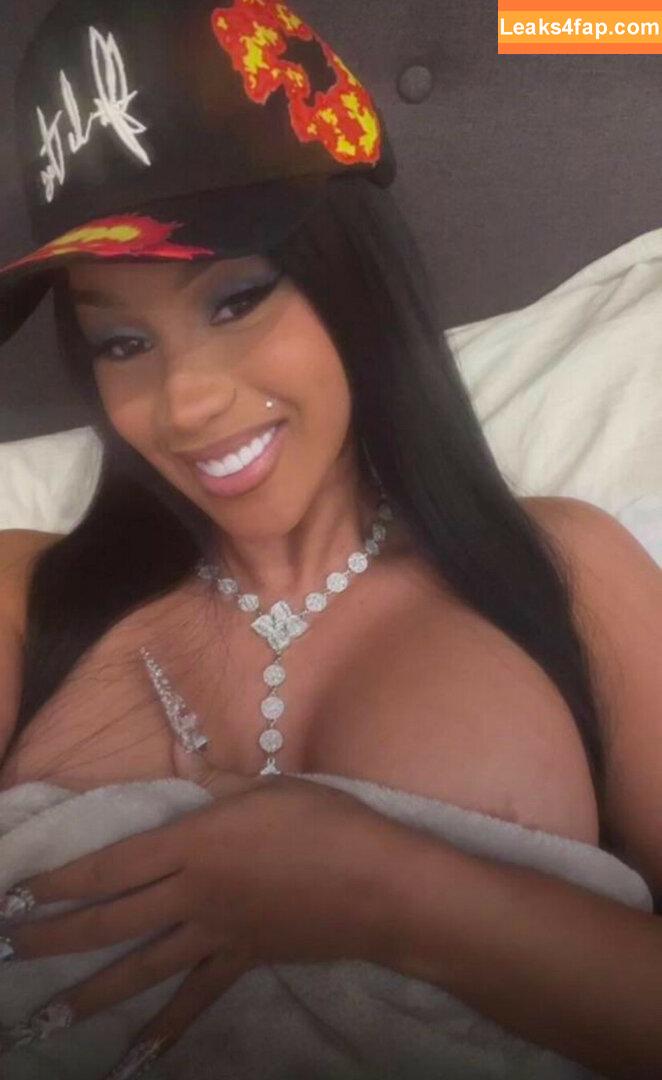 Cardi B / iamcardib leaked photo photo #0690