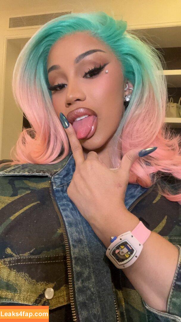 Cardi B / iamcardib leaked photo photo #0836