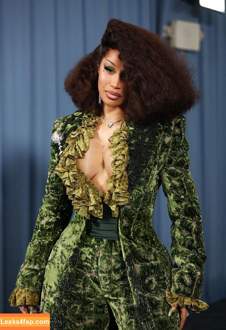Cardi B / iamcardib слитое фото фото #0880