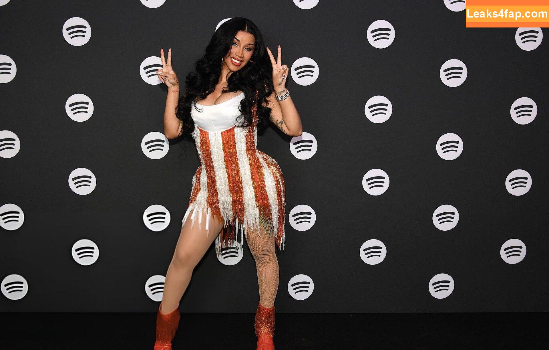 Cardi B / iamcardib слитое фото фото #0887