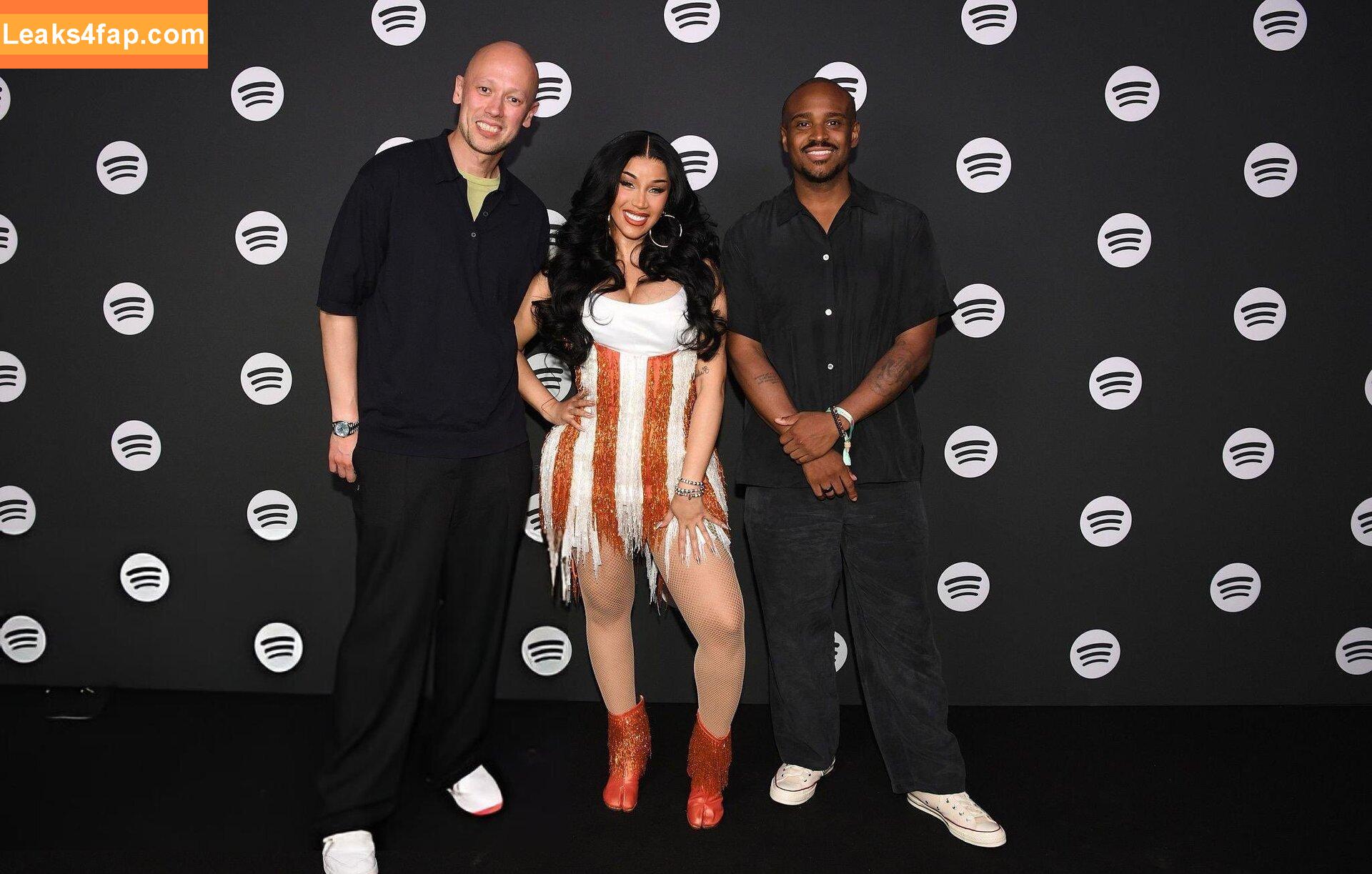 Cardi B / iamcardib слитое фото фото #0890