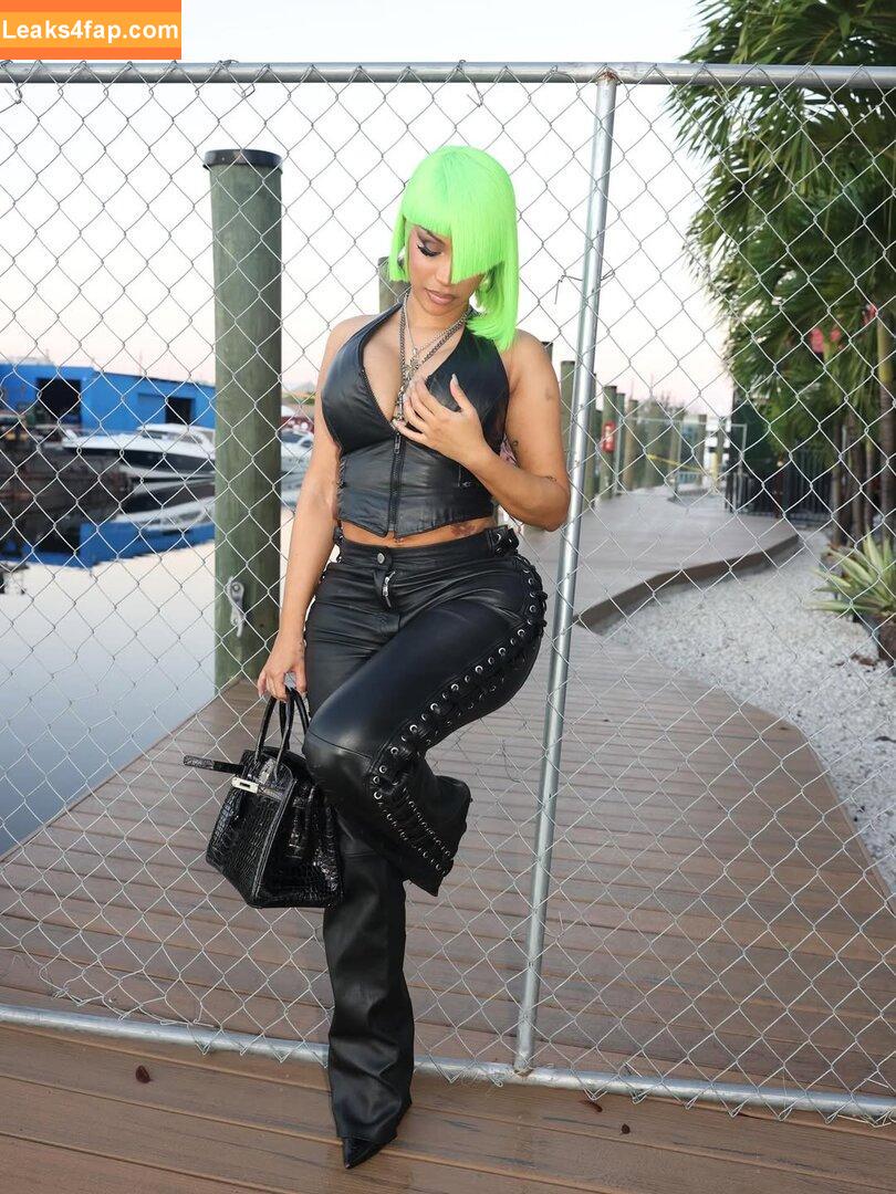 Cardi B / iamcardib leaked photo photo #0902