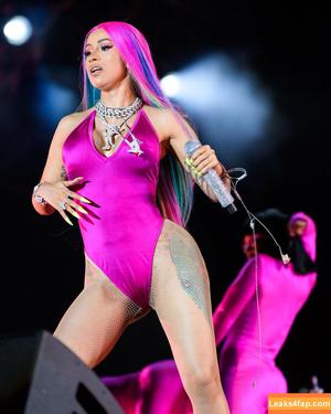 Cardi B photo #0016