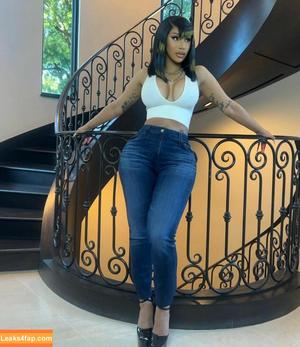 Cardi B photo #0117