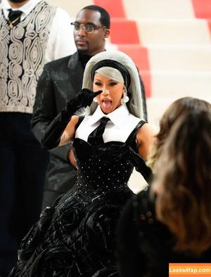 Cardi B photo #0140