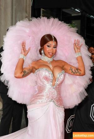 Cardi B photo #0143