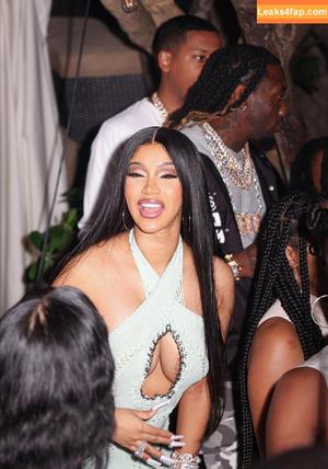Cardi B photo #0163
