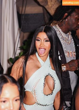 Cardi B photo #0175