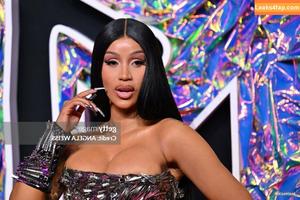 Cardi B photo #0219
