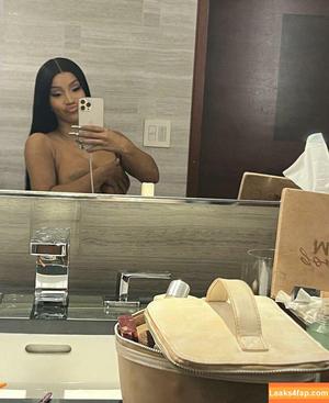 Cardi B photo #0269