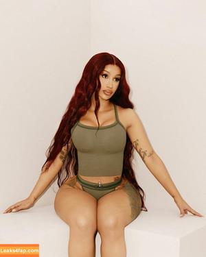 Cardi B photo #0302