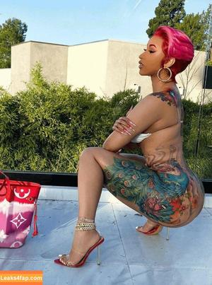 Cardi B photo #0320