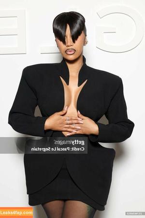 Cardi B фото #0571