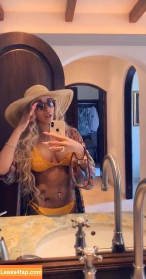 Cardi B photo #0679