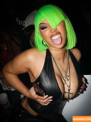 Cardi B photo #0905