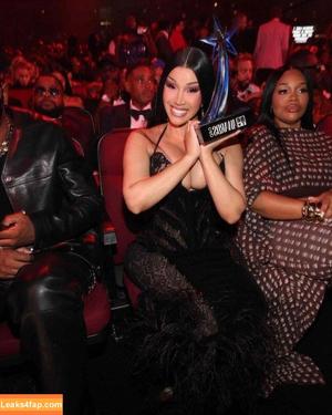 Cardi B photo #0912