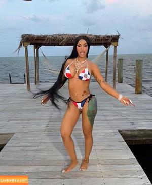 Cardi B photo #0927