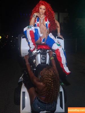 Cardi B photo #0933