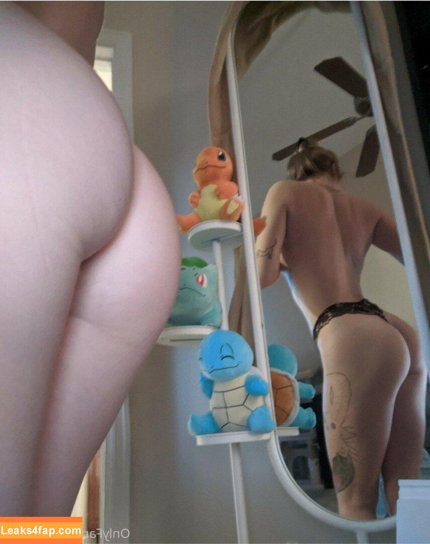 Cardkittenx / Kitten.x / kittenx leaked photo photo #0004