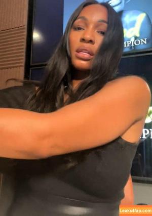 Cari Champion photo #0024