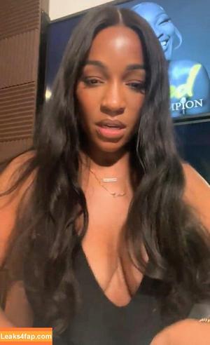 Cari Champion photo #0028