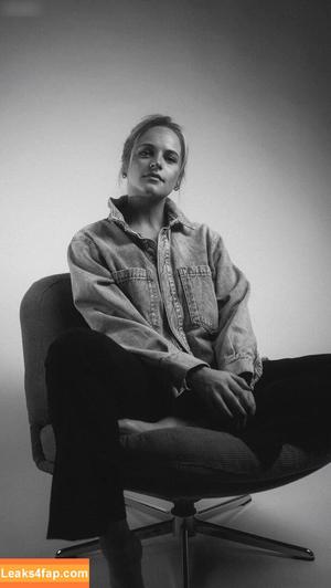 Carina Koller photo #0019