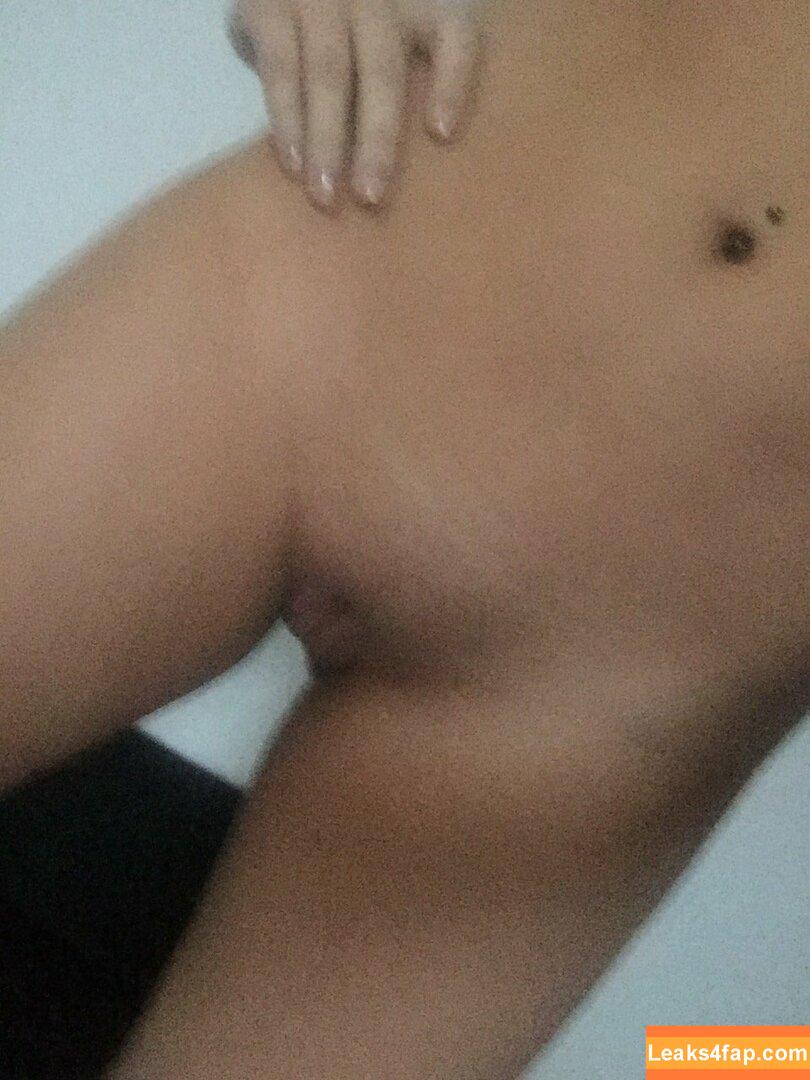 Carina Schwarz / carinaschwarz.at leaked photo photo #0021
