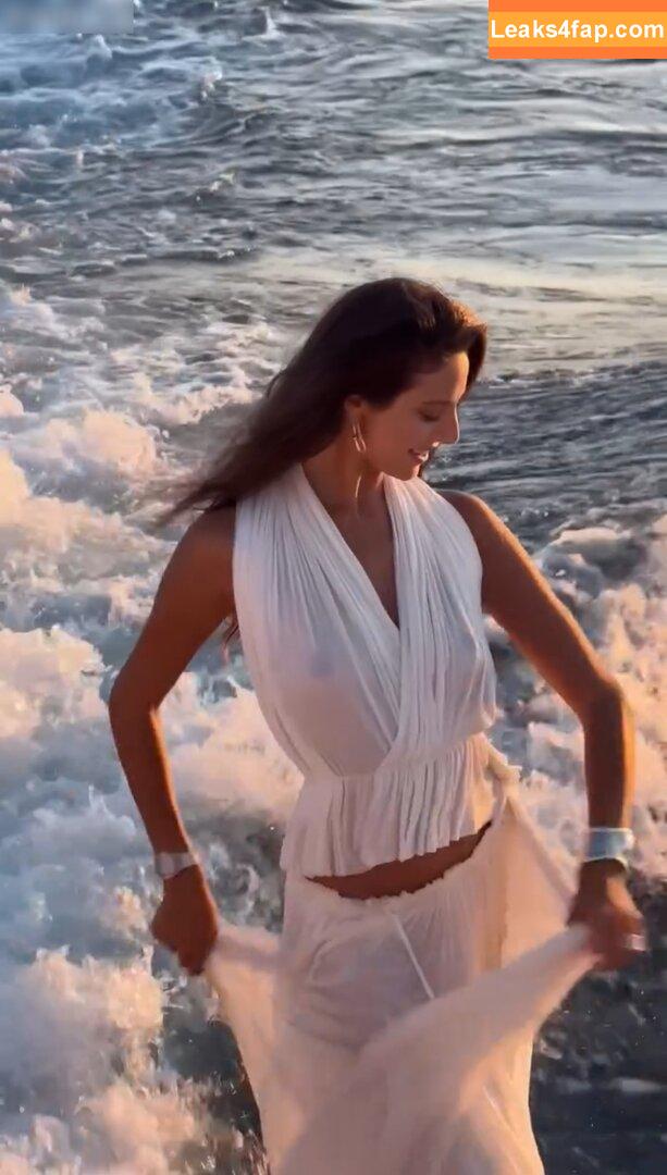 Carina Zavline / carina слитое фото фото #0293