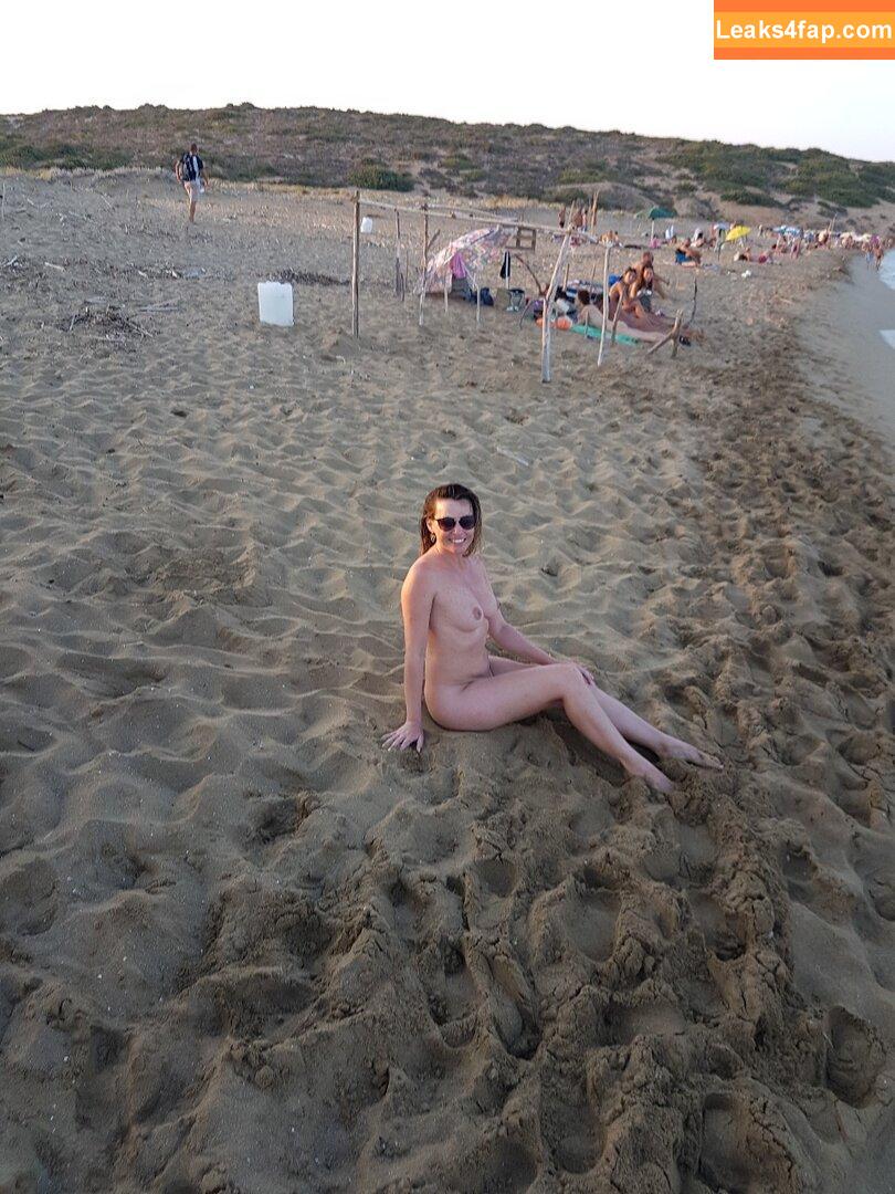 carinamoreschi / camoreschi leaked photo photo #0007