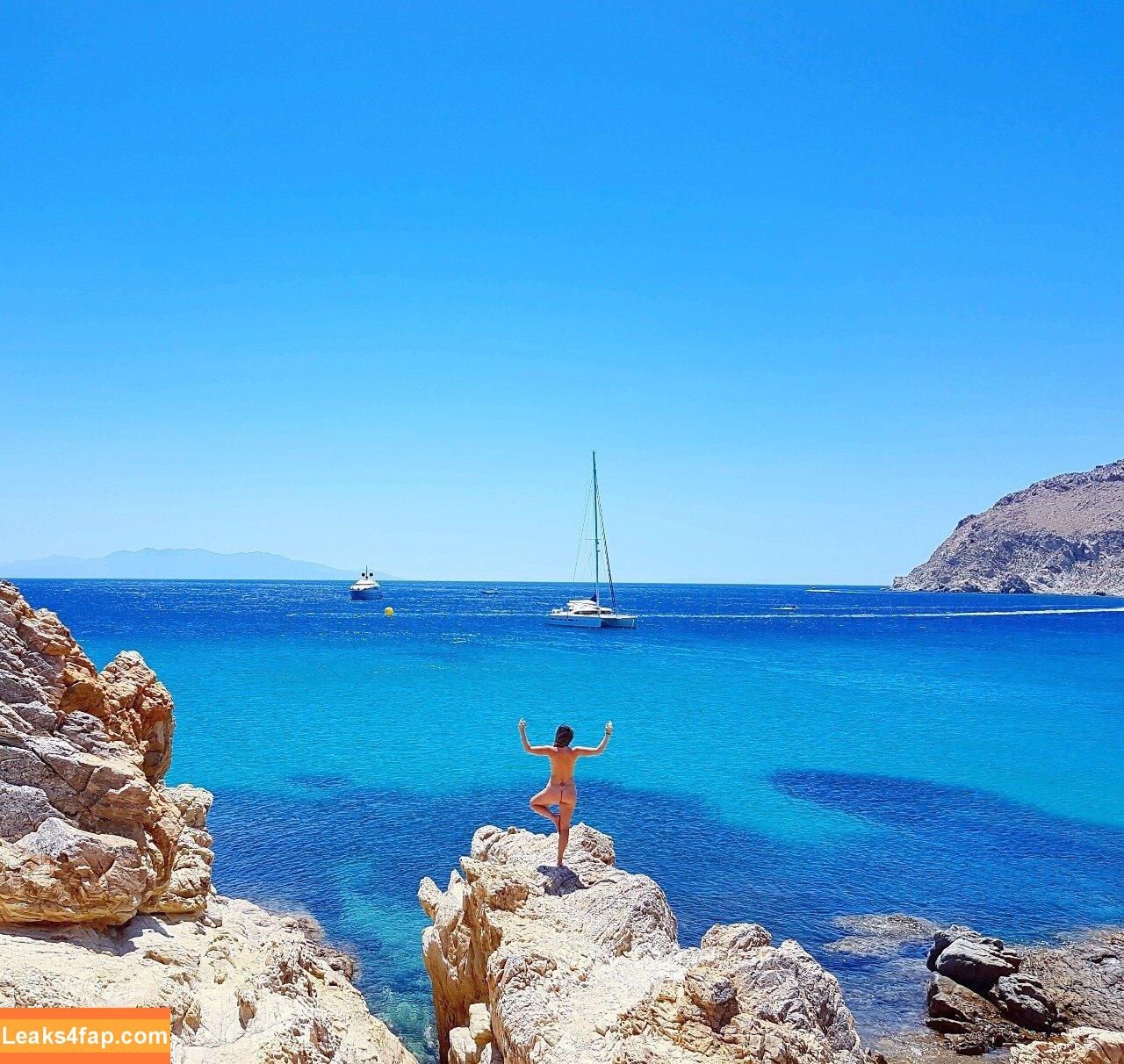 carinamoreschi / camoreschi leaked photo photo #0010