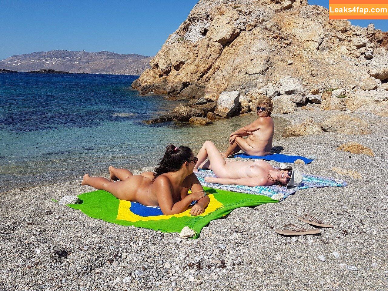 carinamoreschi / camoreschi leaked photo photo #0011