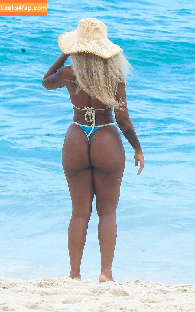 Cariúcha / cariuchaoficial leaked photo photo #0153