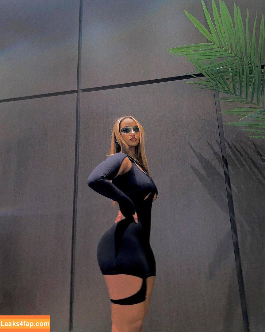 Carla Alison / carlaalison_n leaked photo photo #0036