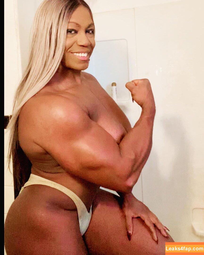 Carla Bradley /  leaked photo photo #0004