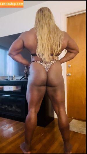 Carla Bradley photo #0008