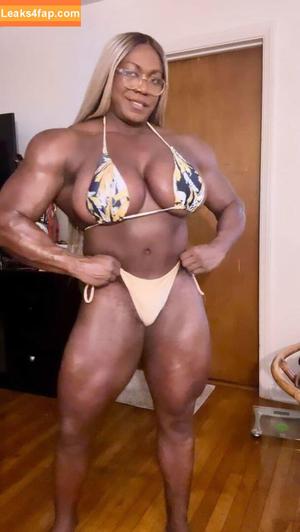 Carla Bradley photo #0009