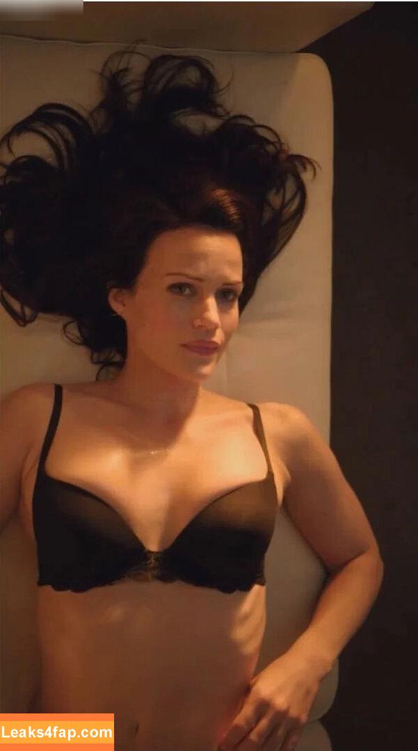 Carla Gugino / carlagugino leaked photo photo #0140