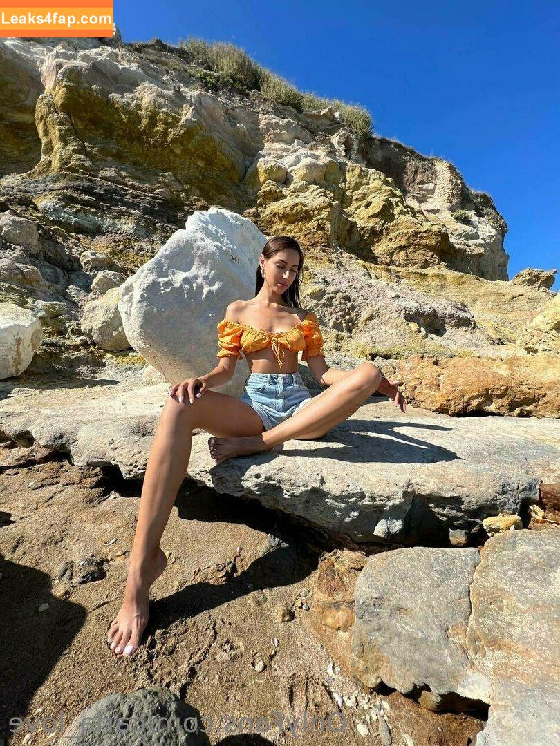 carla_love /  leaked photo photo #0062