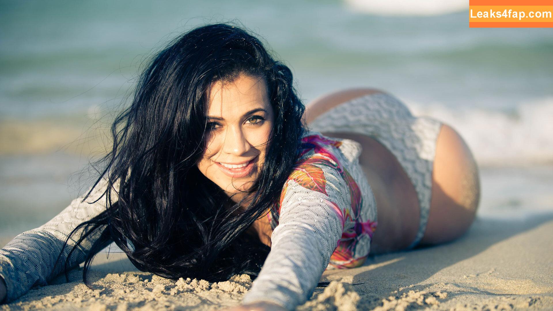 Carla Medrano / carlamedranoo слитое фото фото #0031