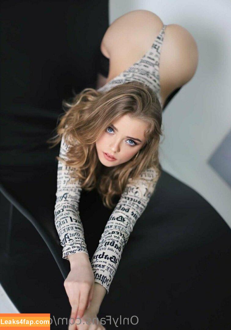 carla_rai / carla.rai leaked photo photo #0053