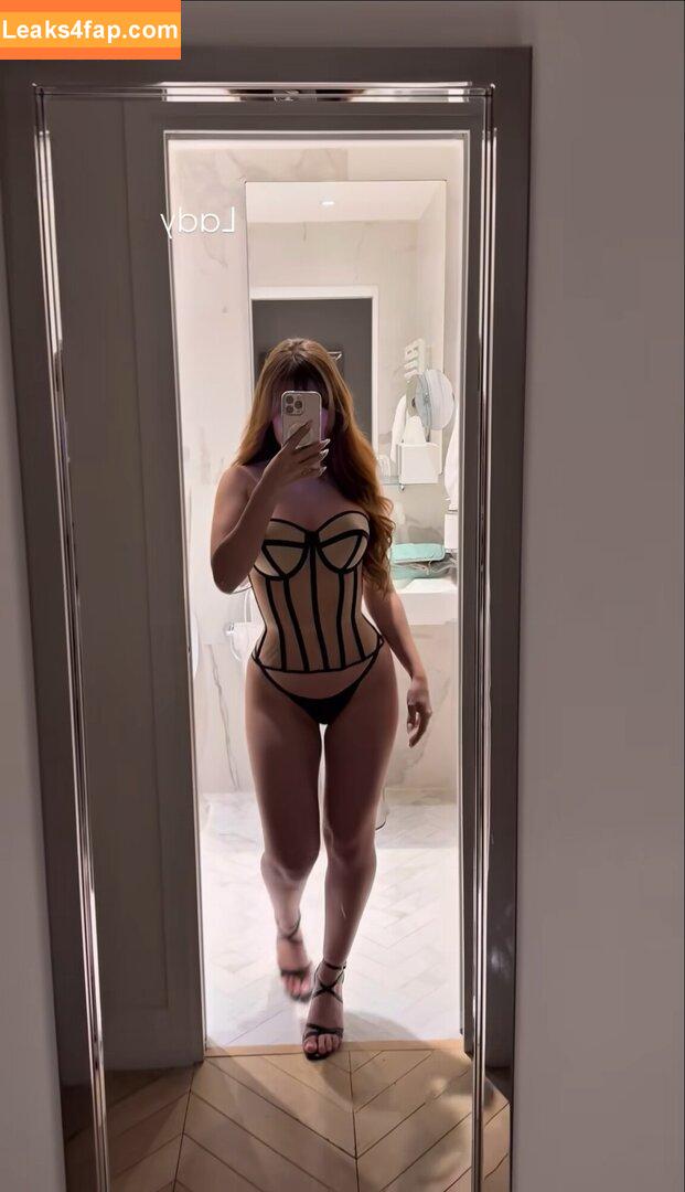 Carla Vyxx / carla_vyx / carla_vyxx / carla_vyxx2 leaked photo photo #0044