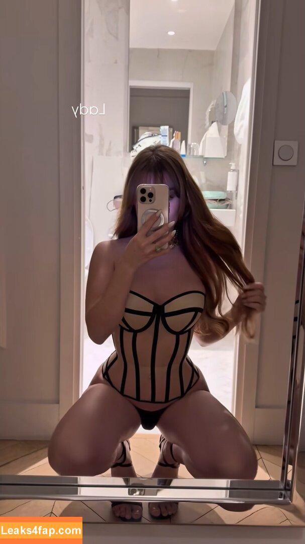 Carla Vyxx / carla_vyx / carla_vyxx / carla_vyxx2 leaked photo photo #0045