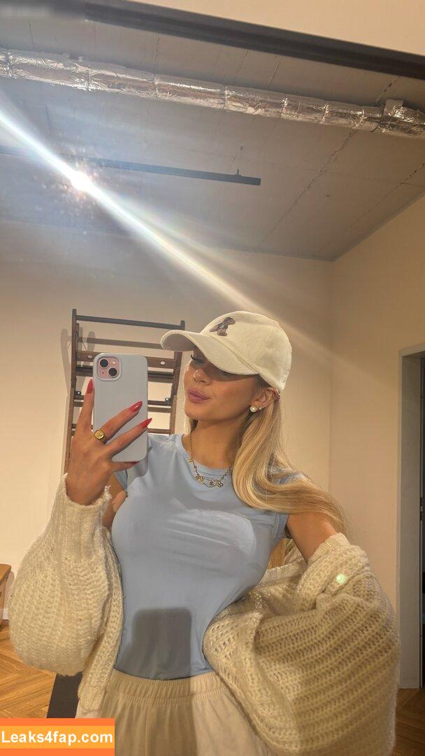 Carla Wiedbrauk / carlawiedbrauk leaked photo photo #0178