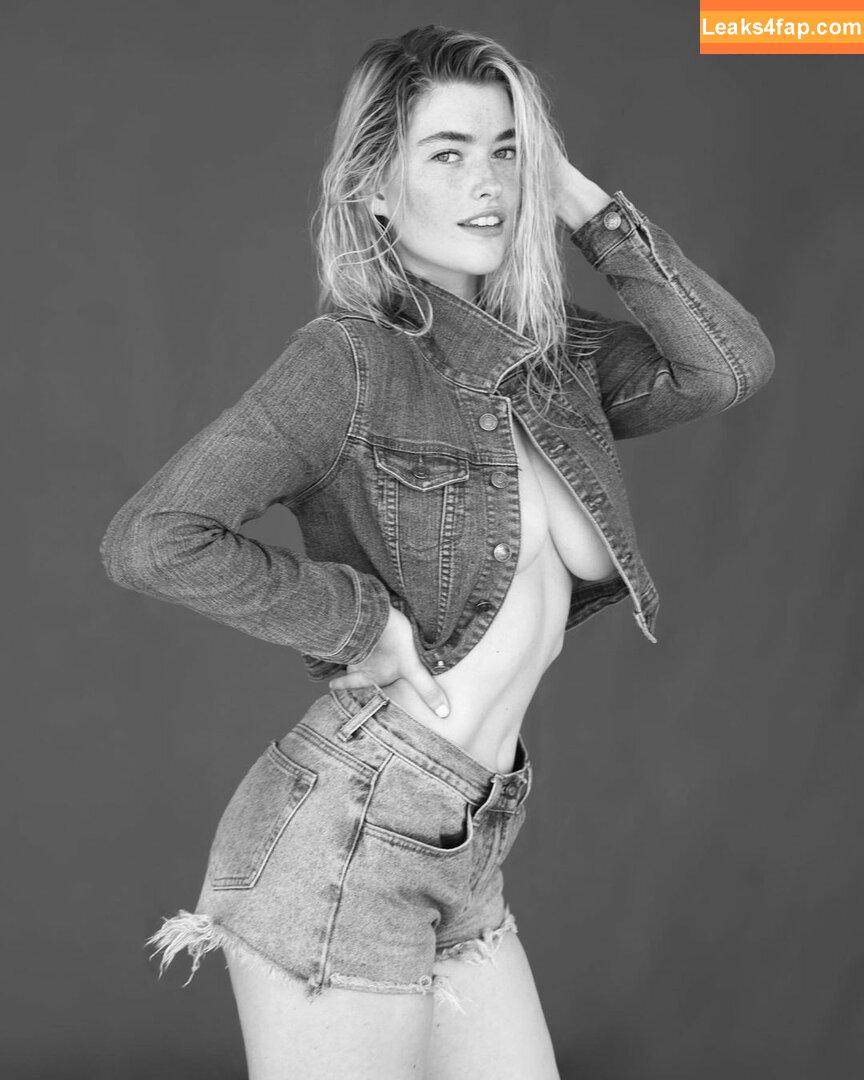 Carlie Whalen / carliewhalen leaked photo photo #0022