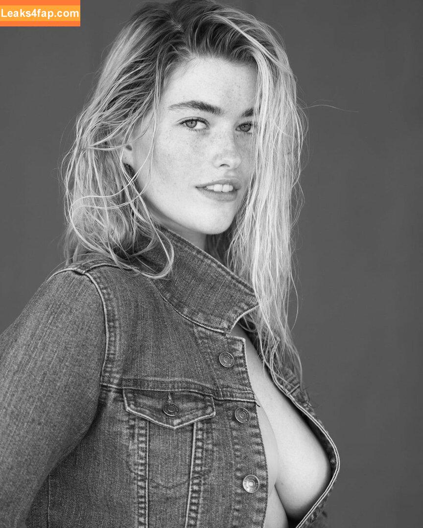 Carlie Whalen / carliewhalen leaked photo photo #0024