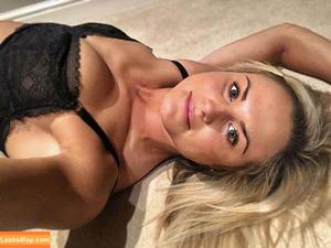 Carly Booth photo #0004