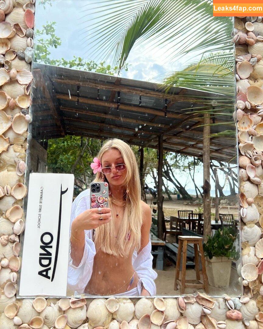 Carly_green / carly.green leaked photo photo #0017