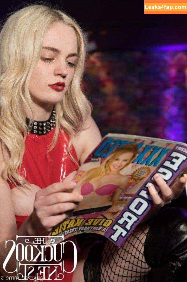 carlyraesummers /  leaked photo photo #0022