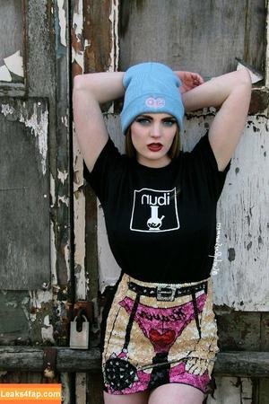 carlyraesummers photo #0056